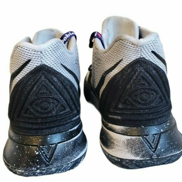 Nike Kyrie 5 \'Oreo\' Cookies & Cream Size 8 main image 5